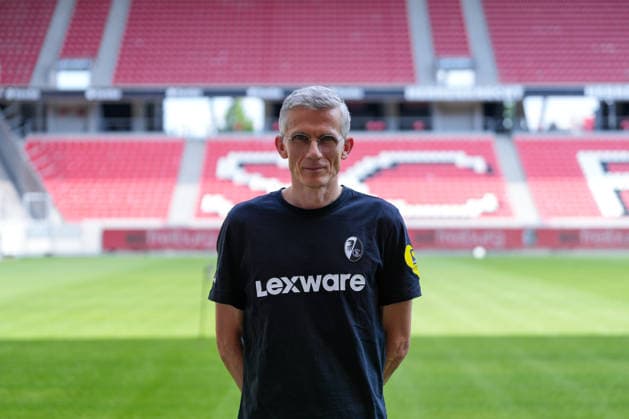 Mannschaftsarzt Torben Pottgießer; SC Freiburg; 1.BL, Bundesliga, Porträttermin 2026 2027 Freiburg Europa-Park Stadion Baden-Wuerttemberg Deutschland *** Team Doctor Torben Pottgießer, SC Freiburg 1 (Bundesliga), Bundesliga, Profile Session 2026–2027, Freiburg, Europa-Park Stadium, Baden-Württemberg, Germany Copyright: AA_STEINSIEK.CH