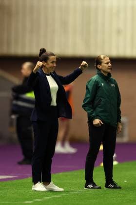 Rangers women s head coach Leanne Crichton celebrates on the full time whistle during the UEFA Women s Champions League qualifying match at Broadwood Stadium, Scotland. UEFA Women s Champions League - Second Qualifying Round - Semi Finals - Slavia Prague Women v Rangers Women - Broadwood Stadium, Cumbernauld, Lanarkshire, Scotland, UK - 05 Aug 2026Cumbernauld Broadwood Stadium Lanarkshire United Kingdom  Copyright: xO Rourke RangersxFC Shutterstockx 17048546b