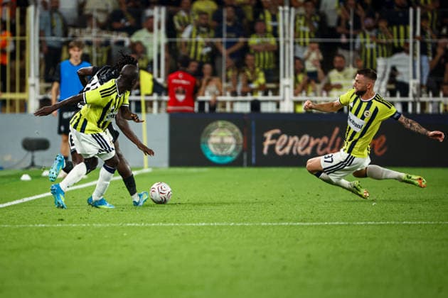 Fenerbahce vs Sturm Graz UEFA Champions League Qualification 3rd Round 1st leg Milan Skriniar of Fenerbahce vies for the ball. Fenerbahce and Sturm Graz faced each other at UEFA Champions League Qualification 3rd Round 1st leg. The match took place in Chobani Fenerbahce Sukru Saracoglu Stadium on August 5th, 2026. Istanbul Istanbul Turkey Copyright: xBurakxBasturkx