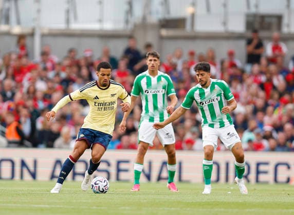 RECORD DATE NOT STATED 5th August 2026; Aviva Stadium, Dublin, Ireland; Friendly Football, Arsenal versus Real Betis; Ethan Nwaneri of Arsenal with the ball PeterxFitzpatrick