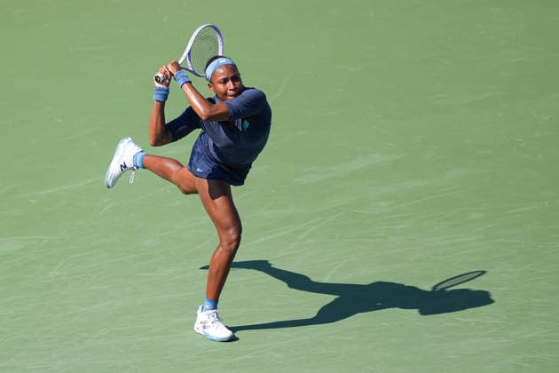 WTA, Tennis Damen Masters 1000 National Bank Open Toronto 2026 - Round of 64 - Day 5 Coco Gauff of United States returns a backhand during the Women™s Singles round of 64 match against Kayla Day of United States on day 5 of the WTA Masters 1000 National Bank Open at Sobeys Stadium on August 5, 2026, in Toronto, Canada. (Photo by Leonardo Ramirez Eyepix Group) Copyright: xLeonardoxRamirezx xEyepixxGroupx LR_04082026_08482
