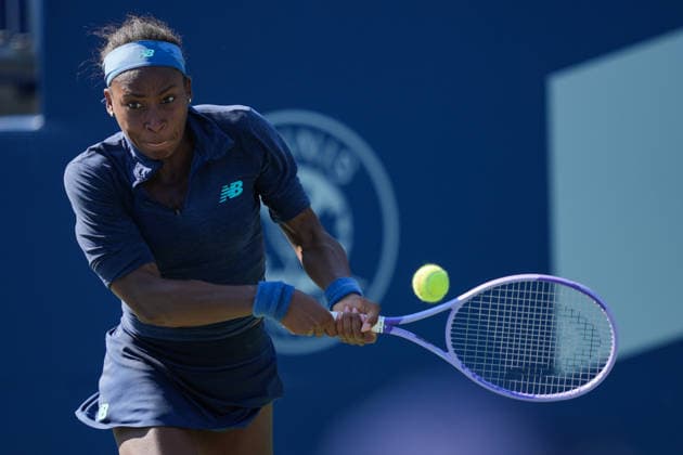 WTA, Tennis Damen Masters 1000 National Bank Open Toronto 2026 - Round of 64 - Day 5 Coco Gauff of United States plays a backhand during the Women™s Singles round of 64 match against Kayla Day of United States on day 5 of the WTA Masters 1000 National Bank Open at Sobeys Stadium on August 5, 2026, in Toronto, Canada. (Photo by Leonardo Ramirez Eyepix Group) Copyright: xLeonardoxRamirezx xEyepixxGroupx LR_04082026_08506