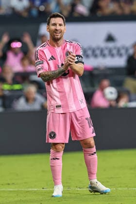 August 5, 2026, Miami, Florida, USA: LIONEL MESSI (10) of Inter Miami CF applauds during a Leagues Cup 2026 soccer match between Inter Miami CF and Atletico de San Luis Miami USA - ZUMAa257 20260805_zsp_a257_011 Copyright: xChrisxArjoonx