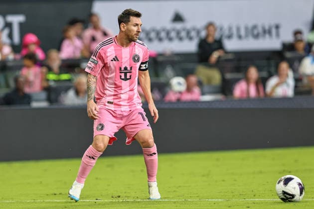 August 5, 2026, Miami, Florida, USA: LIONEL MESSI (10) of Inter Miami CF controls a ball during a Leagues Cup 2026 soccer match between Inter Miami CF and Atletico de San Luis Soccer 2026: Inter Miami CF 4:2 Atletico De San Luis.  - ZUMAa257 20260805_zsp_a257_009 Copyright: xChrisxArjoonx
