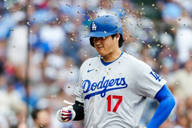Shohei Ohtani ,(Dodgers) Shohei Ohtani of the Los Angeles Dodgers hits his 25th home run of the season during the MLB, Baseball Herren, USA regular season game against the Chicago Cubs at Wrigley Field in Chicago, Illinois, USA.  aflo_340193915 TakashixKurosawax