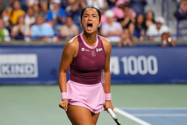 August 5, 2026, Toronto, On, Canada: Philippines Alexandra Eala celebrates a point against United States Alycia Parks during National Bank Open tennis action in Toronto on Wednesday, August 5, 2026. Canada News - August 5, 2026  - ZUMAc35_ 20260805_zaf_c35_193 Copyright: xChrisxYoungx