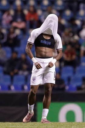 CONCACAF U-20 Championship - Mexico vs Panama Gerson Gordon of Panama laments at the end of a CONCACAF U-20 Championship match between Mexico and Panama at Cuauhtemoc Stadium in Puebla, Mexico, 05 August 2026. Puebla Mexico  Copyright: xHildaxRiosx