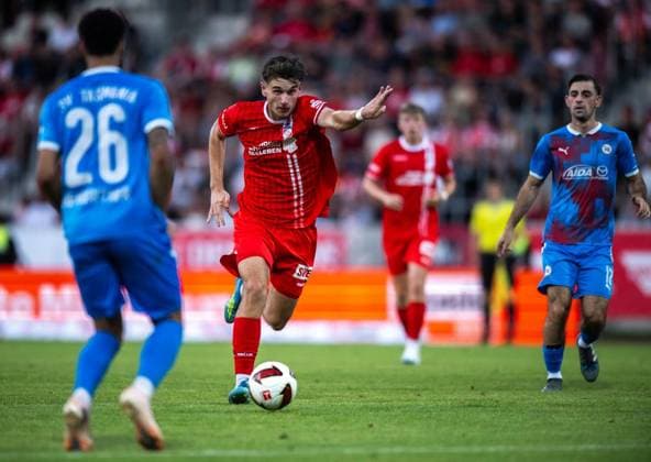 FUSSBALL REGIONALLIGA NORDOST - SAISON 2026-2027 - 3. SPIELTAG FC ROT WEISS ERFURT - SV TASMANIA BERLIN ** NUR FÜR REDAKTIONELLE ZWECKE ** EDITORIAL USE ONLY **<p>05 08 2026-Erfurt: Fussball Regionalliga Nordost 3. Spieltag Saison 2026-2027 Steigerwaldstadion FC Rot Weiss Erfurt - SV Tasmania Berlin im Foto: Benjamin Dreca 14 (FC Rot-Weiß Erfurt) ( Deutschland Thueringen Erfurt Copyright: SaschaxFromm *** SOCCER REGIONAL LEAGUE NORTHEAST 2026–2027 SEASON, MATCHDAY 3: FC ROT WEISS ERFURT VS. SV TASMANIA BERLIN ** FOR EDITORIAL PURPOSES ONLY ** EDITORIAL USE ONLY ** p 05 08 2026 Erfurt Soccer Regional League Northeast Matchday 3, 2026–2027 Season, Steigerwaldstadion, FC Rot-Weiss Erfurt vs. SV Tasmania Berlin; photo by Benjamin Dreca 14, FC Rot-Weiss Erfurt, Germany, Thuringia, Erfurt; Copyright SaschaxFromm Copyright: SaschaxFromm doc871bxms10qf1ev7t8pel ,EDITORIAL USE ONLY