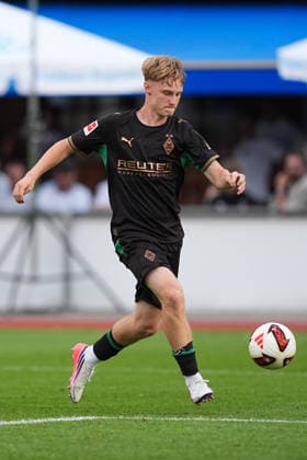 05.08.2026, xydrx, Fußball, Testspiel, FC Rottach-Egern - Borussia Mönchengladbach, Saison 2026 2027, Stadion am Birkenmoos: Edin Biber (Borussia Moenchengladbach, 24) DFB regulations prohibit any use of photographs as image sequences and or quasi-video. *** August 5, 2026, xydrx, soccer, friendly match, FC Rottach Egern vs. Borussia Mönchengladbach, 2026–2027 season, Birkenmoos Stadium, Edin Biber, Borussia Mönchengladbach, 24. DFB regulations prohibit any use of photographs as image sequences and or quasi-video Copyright: HMBxMedia YannisxDreimann