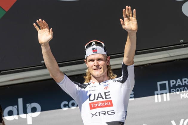 Volta A Portugal 2026 - Prologue Julius Johansen of UAE Team Emirates XRG celebrates on the podium after winning the Prologue of the Volta a Portugal 2026 in Lisbon, Portugal, on August 5, 2026. Lisbon Portugal  Copyright: xEduardoxAlmeidax originalFilename:almeida-voltaapo260805_np8XV.jpg