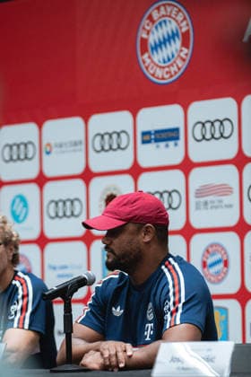 August 6, 2026, Hong Kong, China: Vincent Kampany of FC Bayern Munich during Audi Football Summit 2026 FC Bayern Munich press conference, PK, Pressekonferenz at Kai Tak Stadium in Hong Kong on August 6, 2026. Hong Kong China - ZUMAn333 20260806_znp_n333_001 Copyright: xKaxLokxNgx