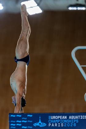 SWIMMING - EAC 2026 PARIS,FRANCE,06.AUG.26 - SWIMMING - European Aquatics Championships Paris 2026, diving, 10m platform, men. Image shows Anton Knoll (AUT).  GEPAxpictures xPhilippxBrem