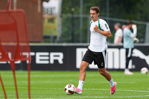 06.08.2026, xydrx, Fußball, Trainingslager, Borussia Mönchengladbach, Saison 2026 2027, Stadion am Birkenmoos: Florian Neuhaus (Borussia Moenchengladbach, 10) DFB regulations prohibit any use of photographs as image sequences and or quasi-video. *** August 6, 2026, xydrx, soccer, training camp, Borussia Mönchengladbach, 2026–2027 season, Stadion am Birkenmoos, Florian Neuhaus, Borussia Mönchengladbach, 10. DFB regulations prohibit any use of photographs as image sequences and or quasi-video Copyright: HMBxMedia YannisxDreimann