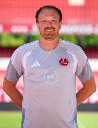 04.08.2026 - 1. FC Nürnberg FCN ( Club Clubfrauen ) - 1. Frauen Fussball Bundesliga BL - Saison 2026 2027 - Fototermin Porträttermin Vorstellung Präsentation Pressetermin - - xwoxzix - Einzelbild Einzelfoto Portrait Porträt Kopfbild - Prof. Dr. Werner Krutsch ( Mannschaftsarzt 1. FC Nürnberg FCN ) *** August 4, 2026 1 FC Nürnberg FCN Club Women s Team Women s Soccer Bundesliga (BL) 2026–2027 Season Photo Shoot Portrait Session Introduction Presentation Press Conference xwoxzix Single Image Individual Photo Portrait Headshot Prof. Dr. Werner Krutsch Team Photo1 FC Nuremberg FCN