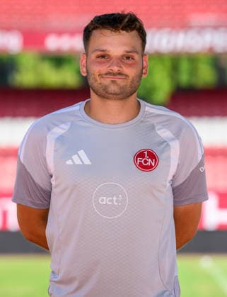 04.08.2026 - 1. FC Nürnberg FCN ( Club Clubfrauen ) - 1. Frauen Fussball Bundesliga BL - Saison 2026 2027 - Fototermin Porträttermin Vorstellung Präsentation Pressetermin - - xwoxzix - Einzelbild Einzelfoto Portrait Porträt Kopfbild - Jason Altmann ( Co-Trainer 1. FC Nürnberg FCN ) *** August 4, 2026 1. FC Nürnberg (FCN) Women s Club Women s Soccer Bundesliga (BL) 2026–2027 Season Photo Shoot Portrait Session Introduction Presentation Press Conference xwoxzix Single Image Individual Photo Portrait Headshot Jason Altmann Assistant Coach 1 1. FC Nuremberg (FCN)