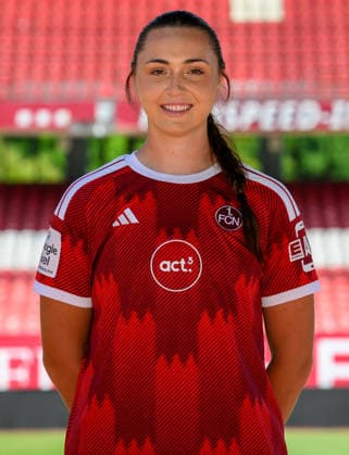 04.08.2026 - 1. FC Nürnberg FCN ( Club Clubfrauen ) - 1. Frauen Fussball Bundesliga BL - Saison 2026 2027 - Fototermin Porträttermin Vorstellung Präsentation Pressetermin - - xwoxzix - Einzelbild Einzelfoto Portrait Porträt Kopfbild - Leia Varley (2, 1. FC Nürnberg FCN ) *** August 4, 2026 1 FC Nuremberg FCN Club Women s Team Women s Soccer Bundesliga (BL) 2026–2027 Season Photo Shoot Portrait Session Introduction Presentation Press Conference xwoxzix Single Image Individual Photo Portrait Headshot Leia Varley 2, 1 FC Nuremberg FCN
