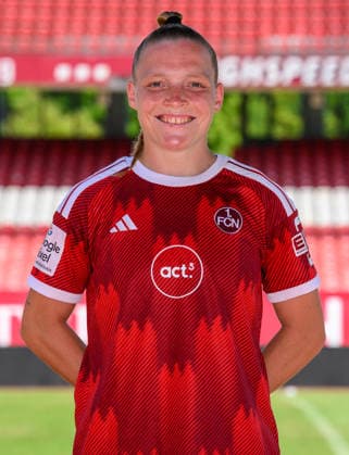 04.08.2026 - 1. FC Nürnberg FCN ( Club Clubfrauen ) - 1. Frauen Fussball Bundesliga BL - Saison 2026 2027 - Fototermin Porträttermin Vorstellung Präsentation Pressetermin - - xwoxzix - Einzelbild Einzelfoto Portrait Porträt Kopfbild - Franziska Mai (18, 1. FC Nürnberg FCN ) *** August 4, 2026 1 FC Nuremberg FCN Club Women s Team Women s Soccer Bundesliga (BL) 2026–2027 Season Photo Shoot Portrait Session Introduction Presentation Press Conference xwoxzix Single Image Single Photo Portrait Headshot Franziska Mai, 18, 1 FC Nuremberg FCN