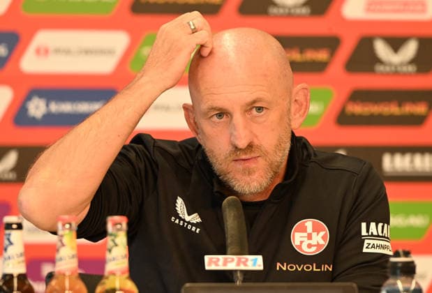 Sport Bilder des Tages Fussball - 2. Bundesliga - Saison 2026 27 1. FC Kaiserslautern 06.08.2026 Fritz-Walter-Stadion Pressekonferenz vor dem Beginn der Saison Trainer Torsten LIEBERKNECHT (1. FC Kaiserslautern) 1. FC Kaiserslautern *** Soccer, 2. Bundesliga, 2026–27 Season, 1 FC Kaiserslautern, August 6, 2026, Fritz Walter Stadium, Press Conference Before the Start of the Season, Coach Torsten LIEBERKNECHT, 1 FC Kaiserslautern, 1 FC Kaiserslautern