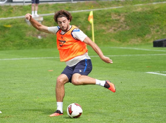 06.08.2026, Stadion Seefeld, Seefeld, Trainingslager TSG Hoffenheim in Seefeld 2026 , Leon Avdullahu (Hoffenheim) (Photo by Hasan Bratic DeFodi Images) - *** August 6, 2026, Seefeld Stadium, Seefeld, TSG Hoffenheim Training Camp in Seefeld 2026, Leon Avdullahu Hoffenheim Photo by Hasan Bratic, DeFodi Images
