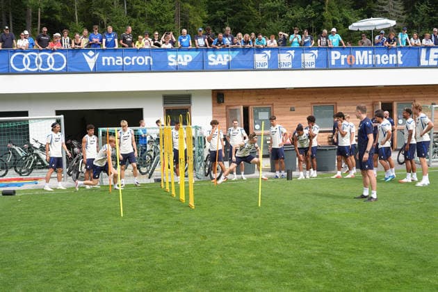 06.08.2026, Stadion Seefeld, Seefeld, Trainingslager TSG Hoffenheim in Seefeld 2026 , Die Hoffenheimer Mannschaft trainiert in Seefeld. (Photo by Hasan Bratic DeFodi Images) - *** August 6, 2026, Seefeld Stadium, Seefeld, TSG Hoffenheim Training Camp in Seefeld 2026, The Hoffenheim team trains in Seefeld. Photo by Hasan Bratic, DeFodi Images