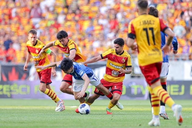 BIALYSTOK 06.08.2026 UEFA LIGA EUROPY 3. RUNDA ELIMINACYJNA SEZON 2026 2027 MECZ: JAGIELLONIA BIALYSTOK - RANGERS FC UEFA EUROPA LEAGUE 2026 27 THIRD QUALIFYING ROUND FIRST LEG MATCH BETWEEN JAGIELLONIA BIALYSTOK (POL) - RANGERS FC (SCO) NZ GUILHERME MONTOIA DAISUKE YOKOTA SERGIO LOZANO Fot. Maciej Gilewski 058sport.pl NEWSPIX.PL --- newspix.pl 