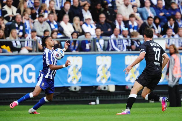 GÖTEBORG, SVERIGE 20260806 IFK Göteborgs Sebastian Clemmensen och Gents Tibe De Vlieger under torsdagens kvalmatch till Conference League mellan IFK Göteborg och Gent pa Gamla Ullevi. GÖTEBORG SVERIGE x9200x *** GOTHENBURG, SWEDEN 20260806 IFK Göteborg s Sebastian Clemmensen and Gent s Tibe De Vlieger during Thursday s Conference League qualifying match between IFK Göteborg and Gent at Gamla Ullevi GOTHENBURG SWEDEN x9200x  Copyright: xAdamxIhse TTx CONFERENCE LEAGUE IFK GÖTEBORG - GENT