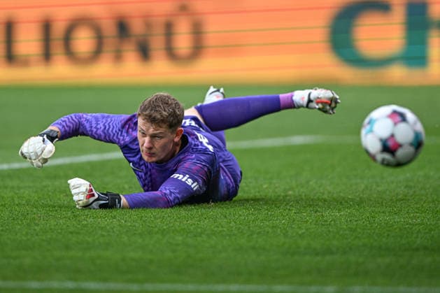 Goalkeeper Alexander Nubel of Besiktas in action during the Football European League 3rd qualifying round, 1st leg match FC Hradec Kralove vs Besiktas Istanbul on August 6, 2026, in Hradec Kralove, Czech Republic. (CTKxPhoto DavidxTanecek) CTKPhotoP2026080606478  CTKPhotoP2026080606478