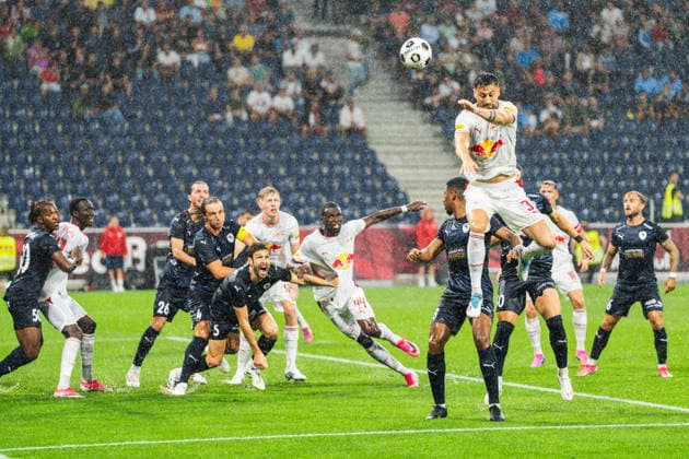 SOCCER - UEFA EL, RBS vs Pafos SALZBURG,AUSTRIA,06.AUG.26 - SOCCER - UEFA Europa League, qualification, Red Bull Salzburg vs Pafos FC. Image shows both teams.  GEPAxpictures xJulioxArellano