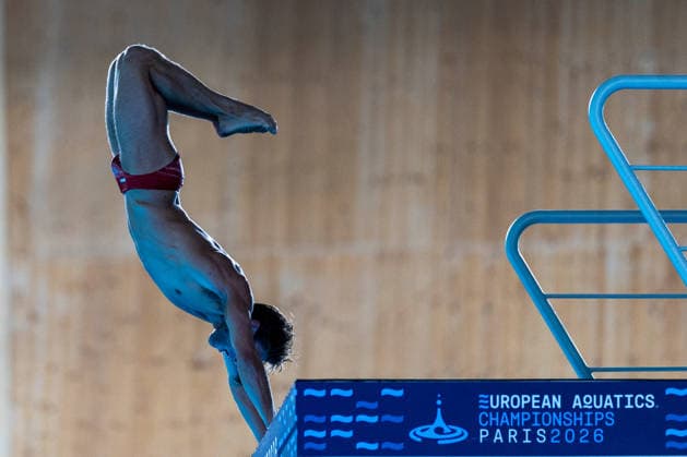 SWIMMING - EAC 2026 PARIS,FRANCE,06.AUG.26 - SWIMMING - European Aquatics Championships Paris 2026, diving, 10m platform, men. Image shows Dariush Lotfi (AUT).  GEPAxpictures xPhilippxBrem
