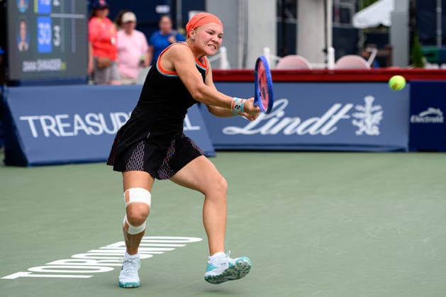 August 6, 2026, Toronto, Ontario, Canada: DIANA SHNAIDER returns the ball during her third-round match against Anna Kalinskaya at the National Bank Open, part of the Hologic WTA, Tennis Damen Tour, at Sobeys Stadium. Tennis 2026: WTA 1000 National Bank Open Presented By Rogers.  - ZUMAr228 20260806_znp_r228_022 Copyright: xVasiliyxRyabykhx