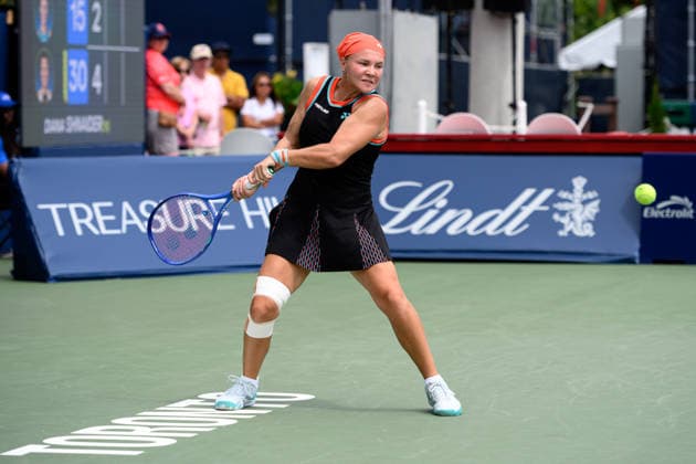 August 6, 2026, Toronto, Ontario, Canada: DIANA SHNAIDER returns the ball during her third-round match against Anna Kalinskaya at the National Bank Open, part of the Hologic WTA, Tennis Damen Tour, at Sobeys Stadium. Tennis 2026: WTA 1000 National Bank Open Presented By Rogers.  - ZUMAr228 20260806_znp_r228_024 Copyright: xVasiliyxRyabykhx