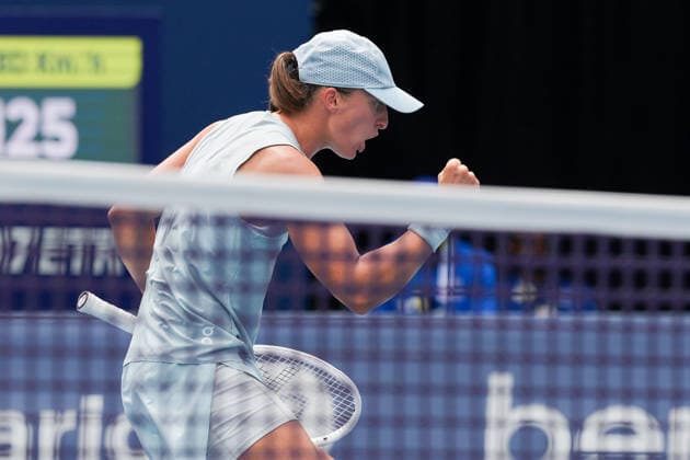 WTA, Tennis Damen Masters 1000 National Bank Open Toronto 2026 - Round of 32 - Day 6 Iga ÅöwiÄÖtek of Poland celebrates after a point during the Women™s Singles round of 32 match against Viktorija Golubic of Swiss on day 5 of the WTA Masters 1000 National Bank Open at Sobeys Stadium on August 6, 2026, in Toronto, Canada. (Photo by Leonardo Ramirez Eyepix Group) Copyright: xLeonardoxRamirezx xEyepixxGroupx LR_06082026_08723