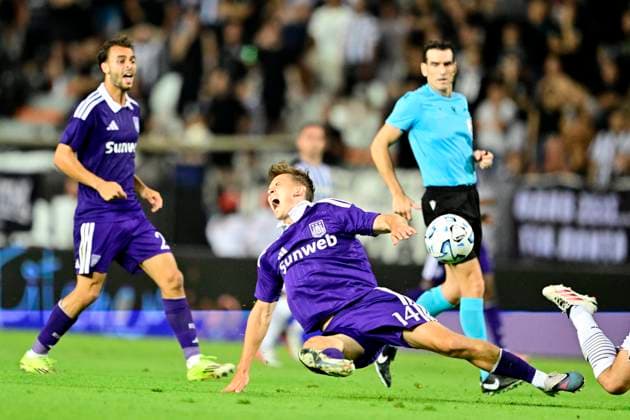Sport Bilder des Tages PAOK v RSC Anderlecht - UEFA Europa League THESSALONIKI, GREECE - AUGUST 06 : Sikan Danylo forward of RSC Anderlecht during the UEFA Europa League third qualifying round1st leg match between PAOK and RSC Anderlecht on August 6, 2026 in Thessaloniki, Greece, 06 08 2026 Thessaloniki Greece  Copyright: xJanxDexMeuleneirx