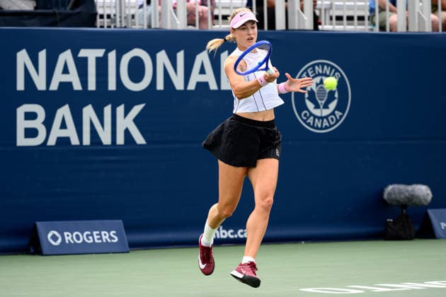 August 6, 2026, Toronto, Ontario, Canada: ANNA KALINSKAYA returns the ball during her third-round match against Diana Shnaider at the National Bank Open, part of the Hologic WTA, Tennis Damen Tour, at Sobeys Stadium. Tennis 2026: WTA 1000 National Bank Open Presented By Rogers.  - ZUMAr228 20260806_znp_r228_029 Copyright: xVasiliyxRyabykhx