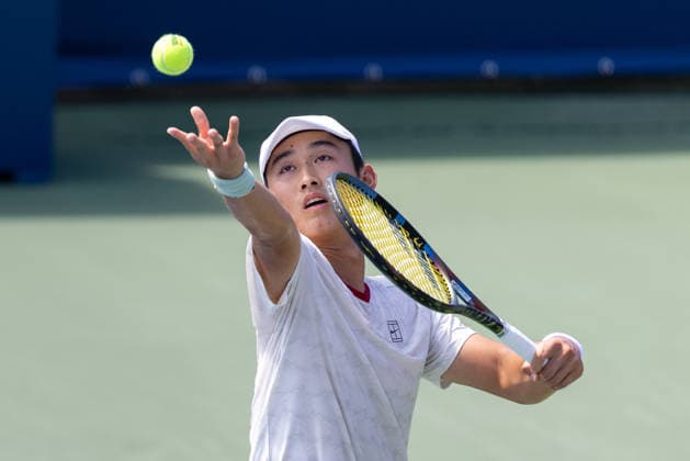 August 6, 2026, Montreal, Quebec, Canada: JUNCHENG SHANG from China serving in match against Luciano Darderi (19) from Italia in third round at Canadian Open at IGA stadium in Montreal, Quebec, Canada on 2026-08-06 TENNIS: Canadian Open Montreal 2026  - ZUMAl189 20260806_zsp_l189_017 Copyright: xYannickxLegarex