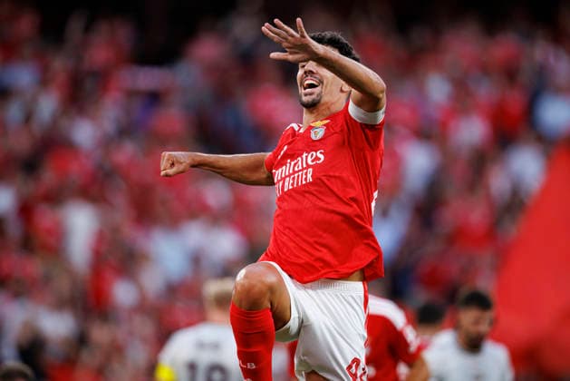 Tomas Araujo seen celebrating after scoring goal during UEFA Europa League qualifying game between teams of SL Benfica and Heart of Midlothian FC (Maciej Rogowski Ball Raw Images PT) Lisbon Estadio Da Luz Portugal Copyright: xMaciejxRogowskix maciejrogowski_benfica_hearts_2627-19