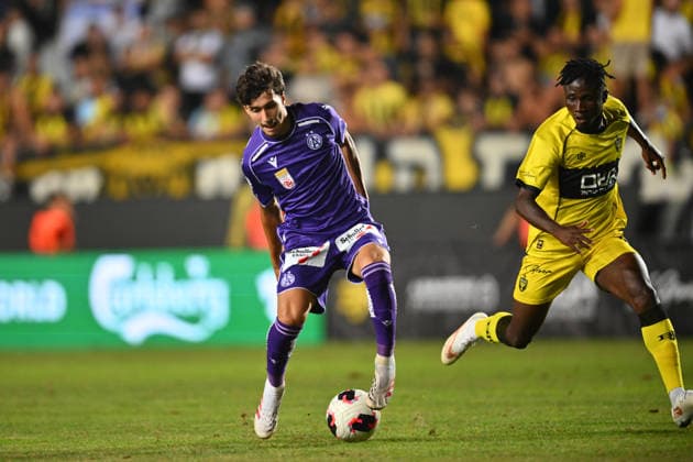UEFA Conference League - Beitar Jerusalem - Austria Wien Sanel Saljic of Austria Wien scores his side s second goal during the UEFA Conference League game between Beitar Jerusalem and Austria Wien at the Ilie OanÄƒ stadium in Ploiesti, Romania, on August 6, 2026. Ploiesti Romania  Copyright: xAlexxNicodimx originalFilename:nicodim-uefaconf260806_npCFs.jpg