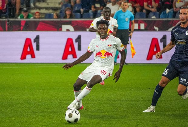 Fussball: Österreich: UEFA Europa League Qualifikation 2026 2027 - 3. Runde, 06.08.2026 - FC Red Bull Salzburg (RB, Österreich) vs. Pafos FC (Zypern) - Red Bull Arena (Wals-Siezenheim, Österreich); Edmund Baidoo (FC Red Bull Salzburg) *** Soccer Austria UEFA Europa League Qualifying 2026–2027, Round 3, August 6, 2026, FC Red Bull Salzburg (RB), Austria vs. Pafos FC, Cyprus, Red Bull Arena, Wals-Siezenheim, Austria, Edmund Baidoo, FC Red Bull Salzburg Copyright: xLukasxBierederx