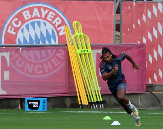 06.08.2026, FC Bayern Muenchen Training, Fussball, im Bild: Serge Gnabry (FC Bayern Muenchen) *** August 6, 2026, FC Bayern Munich Training, Soccer, Sports, Pictured: Serge Gnabry, FC Bayern Munich