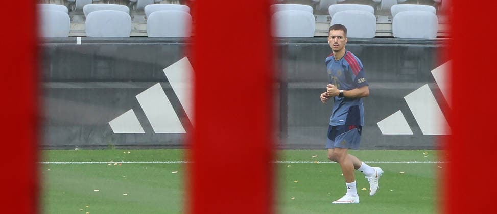 06.08.2026, FC Bayern Muenchen Training, Fussball, im Bild: Bryan Zaragoza (FC Bayern Muenchen) *** August 6, 2026, FC Bayern Munich Training, Soccer, Sports, Pictured: Bryan Zaragoza, FC Bayern Munich