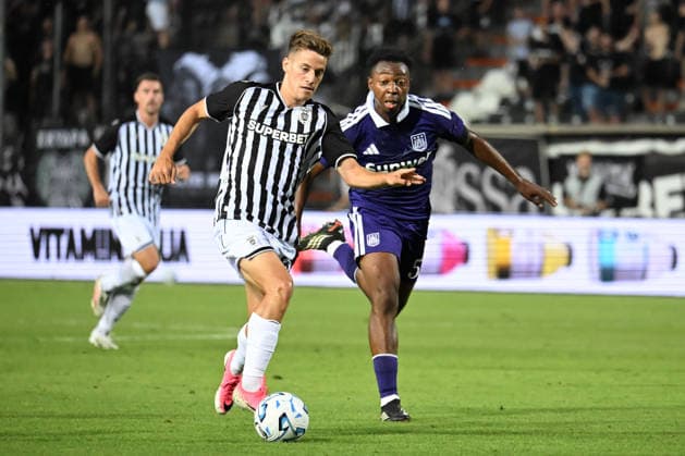 August 6, 2026, Thessaloniki, Greece: PAOK s Giannis Konstantelias (Left) and Anderlecht s Moussa Ndiaye (Right) in action during a Europa League 3rd Qualifying Round match between PAOK FC and RSC Anderlecht. Thessaloniki Greece - ZUMAp191 0863501709st Copyright: xGiannisxPapanikosx
