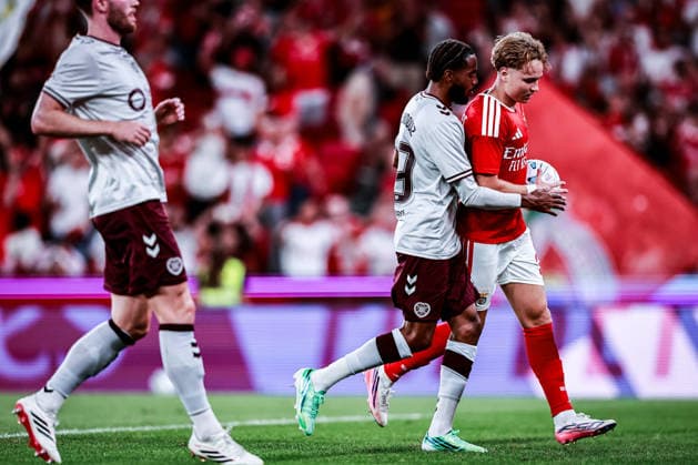 August 6, 2026, Lisboa, Lisboa, Portugal: Andreas Schjelderup of SL Benfica celebrates scoring his sides sixth goal of the match during the first leg of the UEFA Europa League Qualifier match between SL Benfica and Hearts of Midlothian F.C. at Estadio da Luz in Lisboa on August 06, 2026 SL Benfica X Hearts Of Midlothian F.C. - UEFA Europa League Qualifier  - ZUMAg283 20260806_zsp_g283_080 Copyright: xJoaoxGregoriox