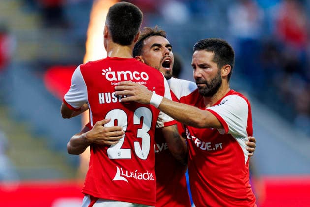 BRAGA, PORTUGAL - AUGUST 06: Ricardo Horta of SC Braga celebrates his goal with teammates during the UEFA Conference League 2026 27 Qualifying Round Semi-Final match between SC Braga and FK Dinamo Minsk at Estadio Municipal de Braga on August 06, 2026 in Braga, Portugal. (Photo by Diego Maranhao Eurasia Images) Braga Estadio Municipal de Braga Portugal *** BRAGA, PORTUGAL, AUGUST 6 Ricardo Horta of SC Braga celebrates his goal with teammates during the UEFA Conference League 2026–27 Qualifying Round Semifinal match between SC Braga and FK Dinamo Minsk at Estadio Municipal de Braga on August 6, 2026 in Braga, Portugal. Photo by Diego Maranhao, Eurasia Sport Images. Braga, Estadio Municipal de Braga, Portugal Copyright: x x2026xEurasiaxSportxImagesx jp-en-EuSpIm-PED_DIE_Braga_Minsk_06Aug2026_PT079