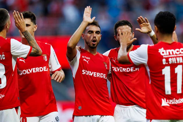 BRAGA, PORTUGAL - AUGUST 06: Ricardo Horta of SC Braga celebrates his goal with teammates during the UEFA Conference League 2026 27 Qualifying Round Semi-Final match between SC Braga and FK Dinamo Minsk at Estadio Municipal de Braga on August 06, 2026 in Braga, Portugal. (Photo by Diego Maranhao Eurasia Images) Braga Estadio Municipal de Braga Portugal *** BRAGA, PORTUGAL, AUGUST 6 Ricardo Horta of SC Braga celebrates his goal with teammates during the UEFA Conference League 2026–27 Qualifying Round Semifinal match between SC Braga and FK Dinamo Minsk at Estadio Municipal de Braga on August 6, 2026 in Braga, Portugal. Photo by Diego Maranhao, Eurasia Sport Images. Braga, Estadio Municipal de Braga, Portugal Copyright: x x2026xEurasiaxSportxImagesx jp-en-EuSpIm-PED_DIE_Braga_Minsk_06Aug2026_PT081