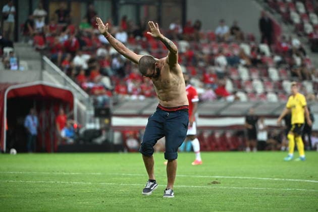 MISZKOLC 06.08.2026 PIERWSZY MECZ III RUNDA ELIMINACJYJNA LIGA KONFERENCJI SEZON 2026 27: HAPOEL TEL AVIV - GKS KATOWICE --- UEFA CONFERENCE LEAGUE THIRD QUALIFYING ROUND FIRST MATCH: HAPOEL TEL AVIV - GKS KATOWICE KIBIC AWANTURA OCHRONA FOT. KRZYSZTOF HELIOS 400MM NEWSPIX.PL --- newspix.pl 