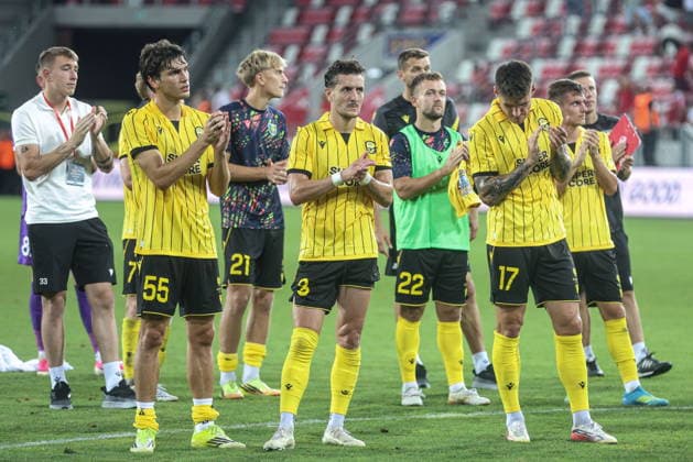 06.08.2026, Miszkolc Liga Konferencji UEFA sezon 2026 27 runda III kwalifikacji, Hapoel Tel Aviv - GKS Katowice - UEFA Conference League football Match season 2026 27 round III qualification Hapoel Tel Awiw - GKS Katowice Nz. Pau Resta Borja Galan Ilya Shkurin smutek GKS Fot. Michal Chwieduk Arena Akcji NEWSPIX.PL --- newspix.pl 