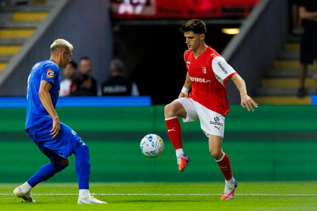 BRAGA, PORTUGAL - AUGUST 06: Pau Victor of SC Braga in action during the UEFA Conference League 2026 27 Qualifying Round Semi-Final match between SC Braga and FK Dinamo Minsk at Estadio Municipal de Braga on August 06, 2026 in Braga, Portugal. (Photo by Diego Maranhao Eurasia Images) Braga Estadio Municipal de Braga Portugal *** BRAGA, PORTUGAL, AUGUST 6: Pau Victor of SC Braga in action during the UEFA Conference League 2026–27 Qualifying Round Semifinal match between SC Braga and FK Dinamo Minsk at Estadio Municipal de Braga on August 6, 2026 in Braga, Portugal. Photo by Diego Maranhao, Eurasia Sport Images. Braga, Estadio Municipal de Braga, Portugal Copyright: x x2026xEurasiaxSportxImagesx jp-en-EuSpIm-PED_DIE_Braga_Minsk_06Aug2026_PT094