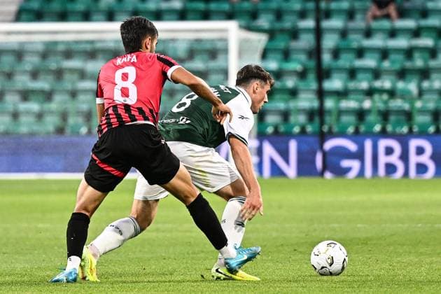 Hibernian v KF ShkÃ«ndija UEFA Europa Conference League Josh Mulligan of Hibernian and Rafael Freitas of KF ShkÃ«ndija during the UEFA Europa Conference League Third Qualifying Round First Leg match at Easter Road, Edinburgh 06 08 2026 UK Newspapers OUT Copyright: xJamiexJohnstonx FIL-23733-0208