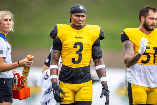August 6, 2026, Latrobe, Pennsylvania, USA: Pittsburgh Steelers safety JAQUAN BRISKER (3) during the Pittsburgh Steelers Training Camp in Latrobe, Pennsylvania. Latrobe USA - ZUMAg257 20260806_zsp_g257_028 Copyright: xBrentxGudenschwagerx