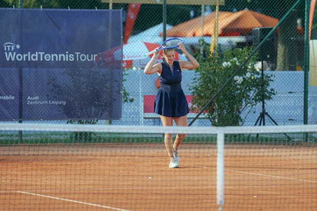 Leipzig Open 2026 - W75 Leipzig - Achtelfinale: Valentina Steiner (GER) - Julie Pastikova (CZE) Valentina Steiner (GER) jubelt nach dem Matchball am 06.08.2026 im Leipziger Tennisclub 1990 e.V., Leipzig (Sachsen) Leipzig Leipziger Tennisclub 1990 e.V. Sachsen Deutschland *** Leipzig Open 2026 W75 Leipzig Round of 16 Valentina Steiner (GER) vs. Julie Pastikova (CZE) Valentina Steiner (GER) celebrates after winning the match point on August 6, 2026, at the Leipzig Tennis Club 1990 e.V., Leipzig, Saxony, Leipzig, Leipzig Tennis Club 1990 e.V., Saxony, Germany
